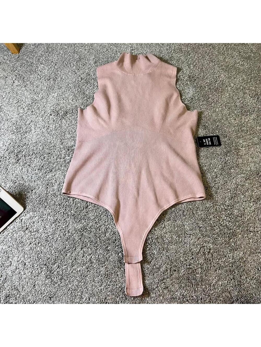 Express Women's Ribbed High Neck Cutout Back Sleeveless Bodysuit Pink sz XS NWT